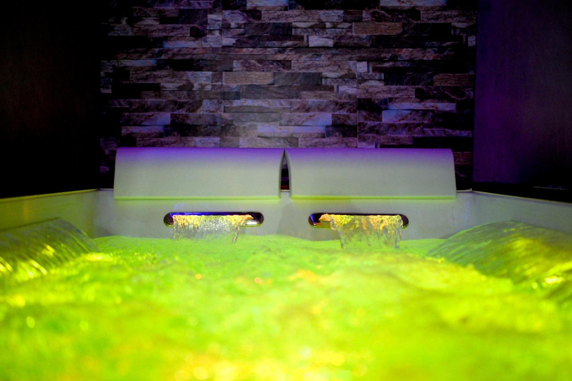 La Grotta, Luxury Suite & Spa Ното Екстер'єр фото